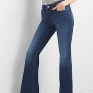 Gap Long and Lean Jeans Size 4